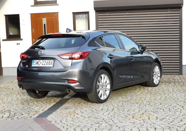 Mazda 3 cena 67900 przebieg: 93000, rok produkcji 2018 z Olsztynek małe 562